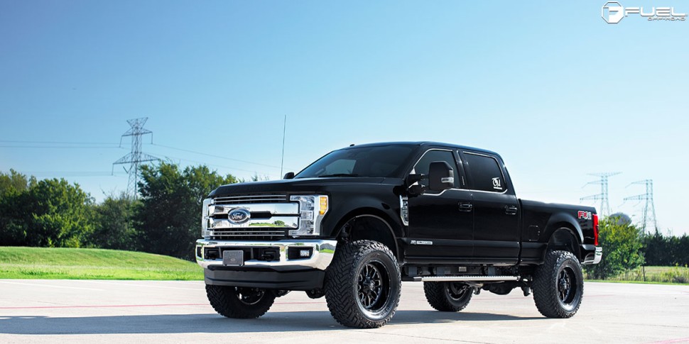 Колесный диск Fuel Off Road Titan Gloss Black Milled 22x12 ET-44 D58822201747