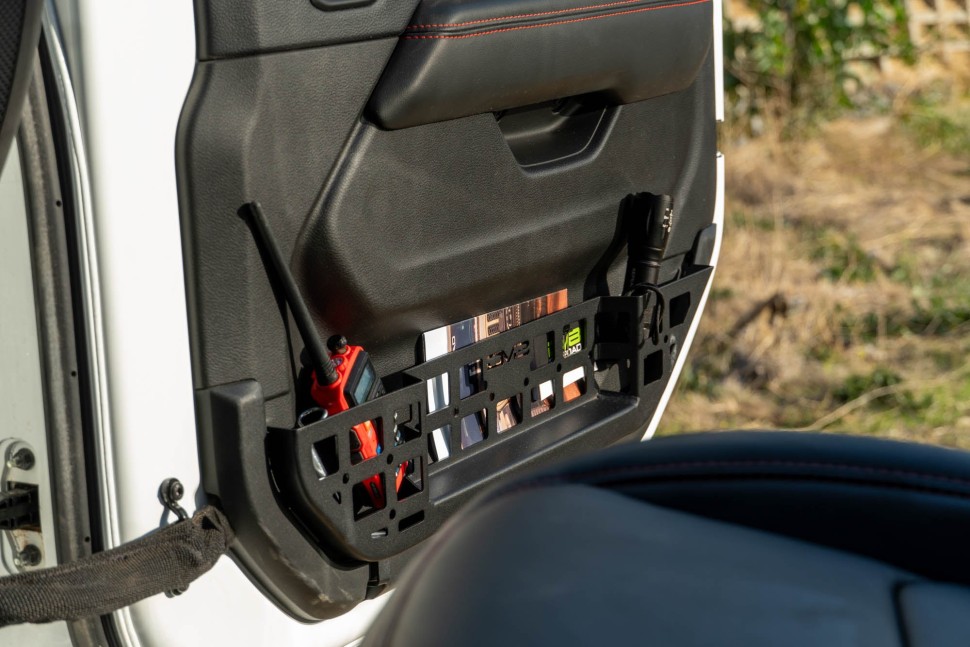 Панели Molle для кармана передней двери Jeep Wrangler JL/Gladiator JT 18-25 DV8 Offroad MPJL-10