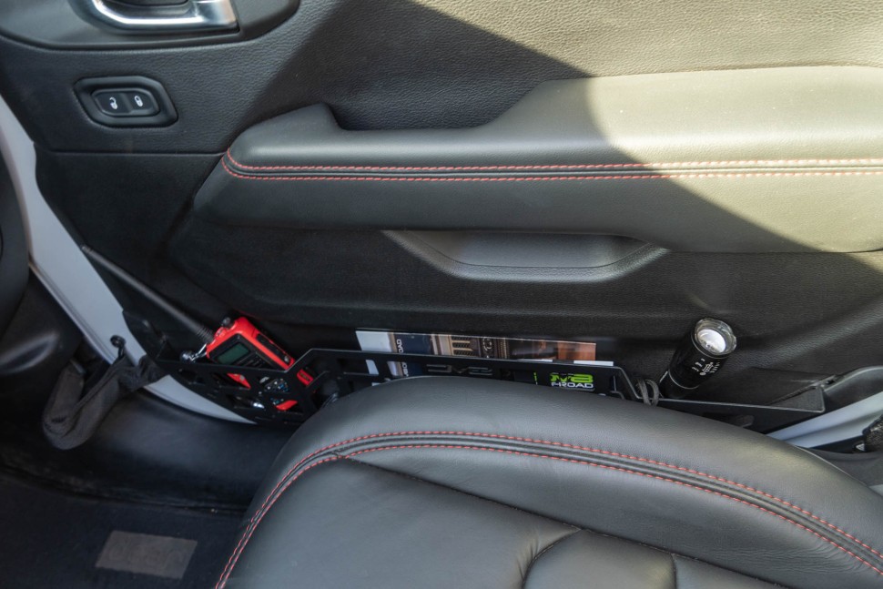 Панели Molle для кармана передней двери Jeep Wrangler JL/Gladiator JT 18-25 DV8 Offroad MPJL-10