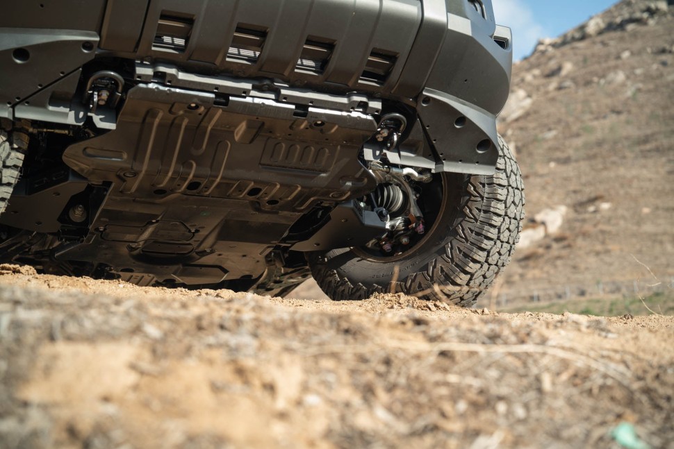 Защитные пластины рычагов A-образных Toyota Land Cruiser 250/4Runner 24-25 DV8 Offroad SPTL4-01