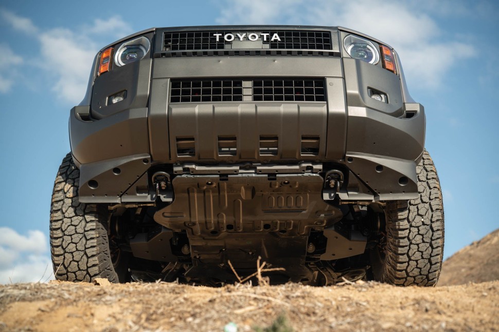 Защитные пластины рычагов A-образных Toyota Land Cruiser 250/4Runner 24-25 DV8 Offroad SPTL4-01