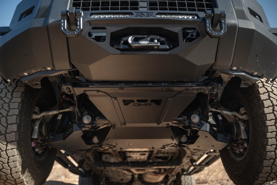 Защитные пластины рычагов A-образных Toyota Land Cruiser 250/4Runner 24-25 DV8 Offroad SPTL4-01