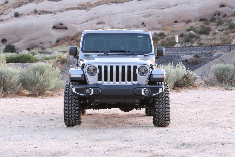 Лифт комплект подвески Jeep Gladiator JT 20-26 Lift 3" Fabtech K4162