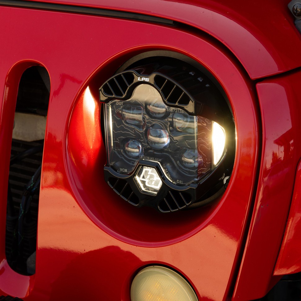 Комплект передних Led фар Jeep Wrangler JK 07-18 DOT LP6 Baja Designs 44-8311