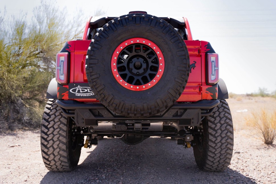Задний бампер Ford Bronco 21-25 Addictive Desert Designs R23857NA0103