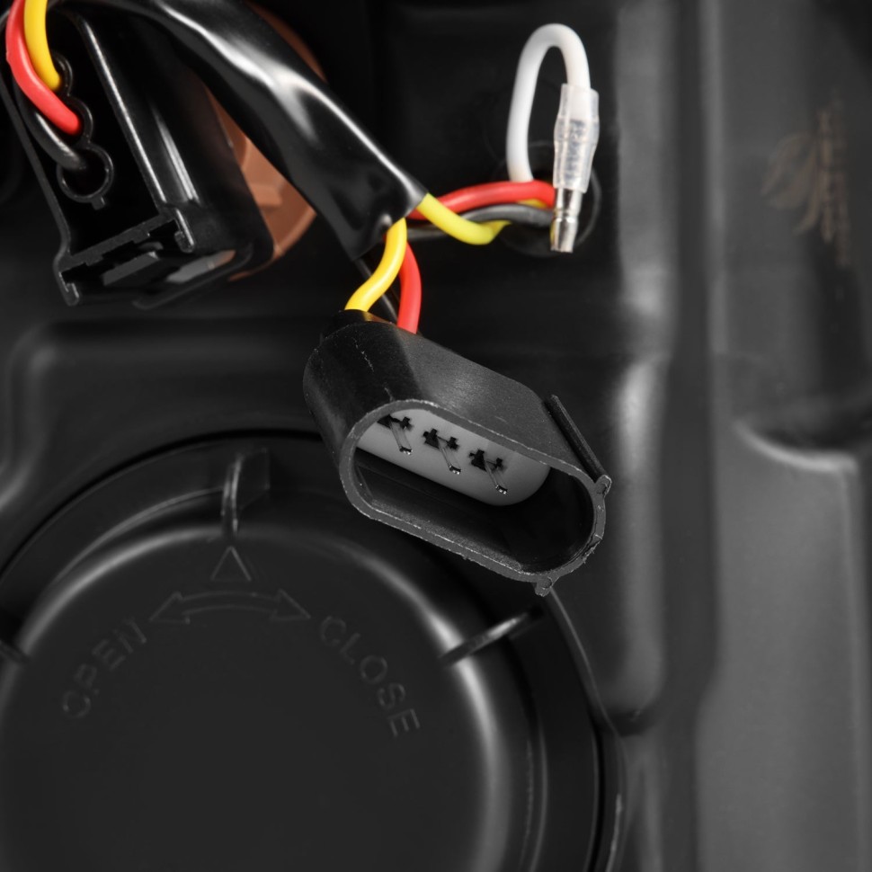 Комплект передних Led фар Ford F-150 18-20 LUXX-Series AlphaRex 880174