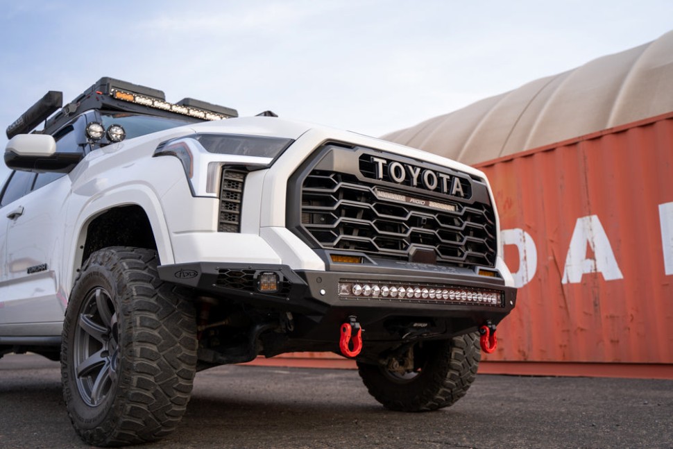 Передний бампер под лебёдку Toyota Tundra 22-25 Addictive Desert Designs F761191760103
