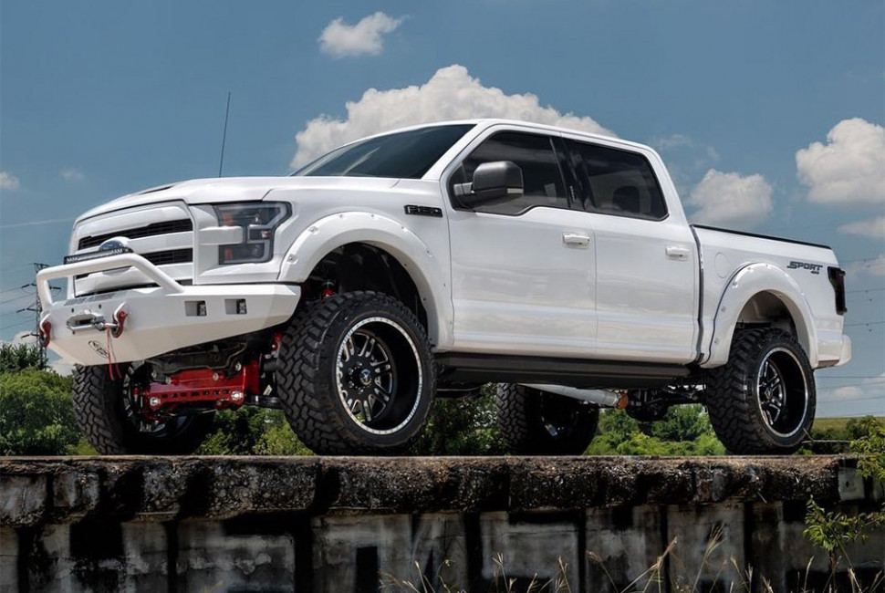 Передний бампер Road Armor под лебедку Ford F-150 15-17 (615R4B)