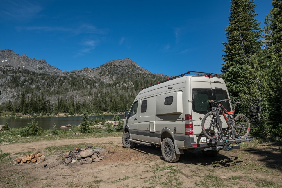 Black Rhino 1890WAR126135M87 Warlord Wheel Matte Black W/Machine Dark Tint Lip 18x9 +12