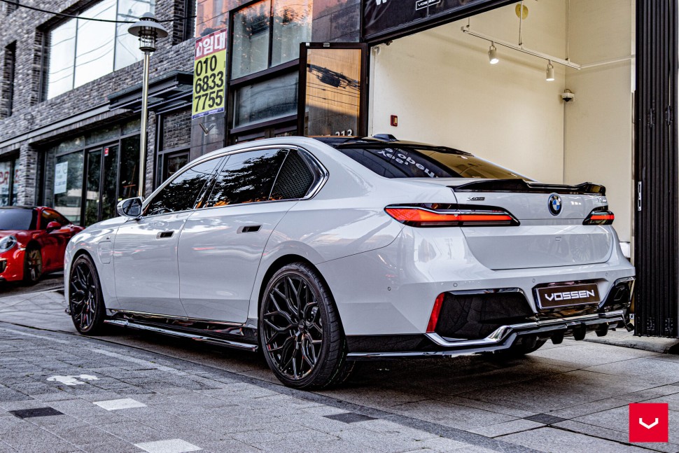 Колесный диск Vossen HF2 Gloss Black 21x12 ET +52 HF2-1B36