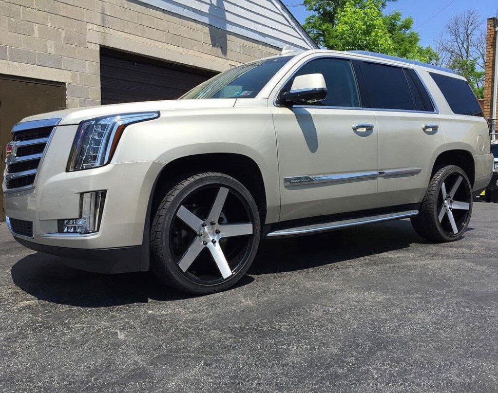 DUB Wheels S217229577+31 Baller S217 Wheel Gloss Black Brushed 22x9.5 +31