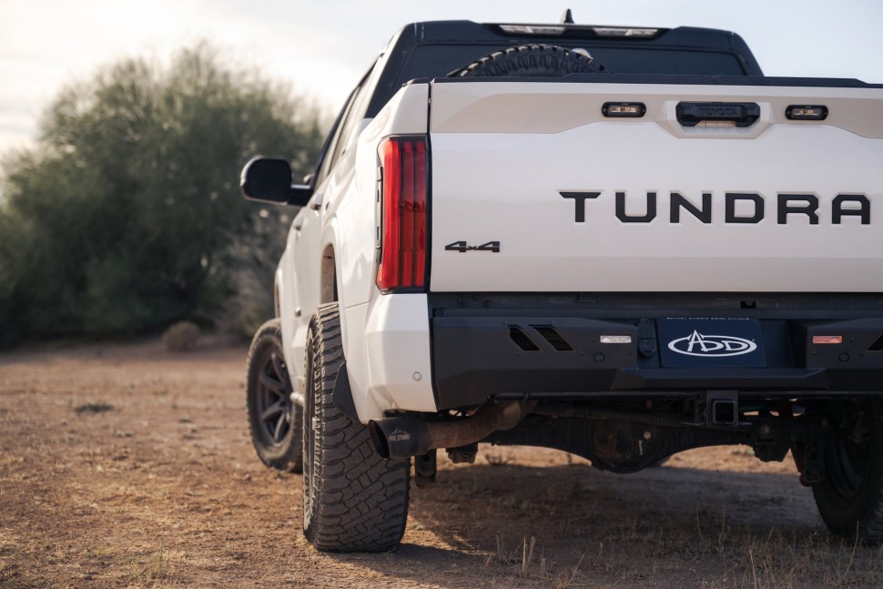 Задний бампер Toyota Tundra 22-25 Addictive Desert Designs R76020NA0103