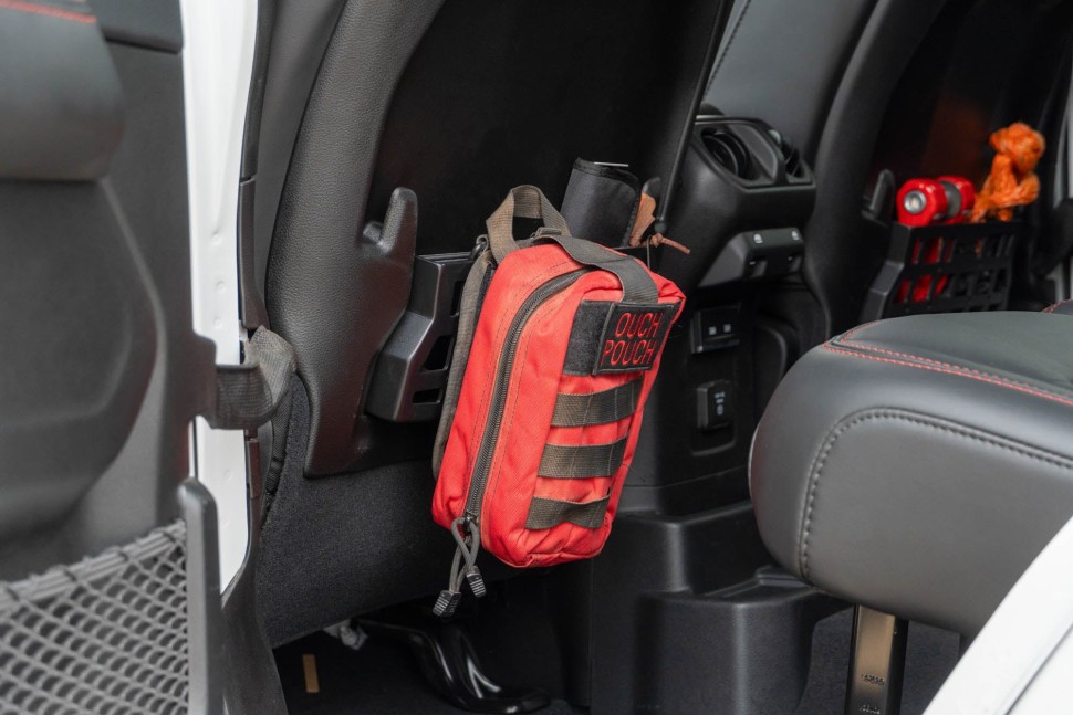 Кармашек Molle на спинку сиденья Jeep Wrangler JL/Gladiator JT 18-25 DV8 Offroad MPJL-09