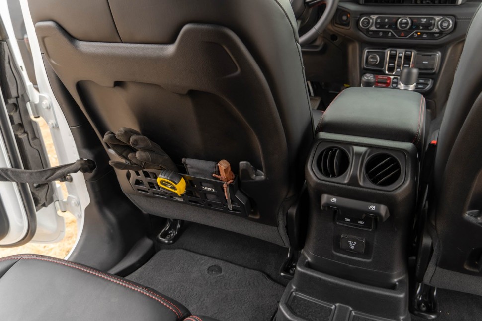 Кармашек Molle на спинку сиденья Jeep Wrangler JL/Gladiator JT 18-25 DV8 Offroad MPJL-09