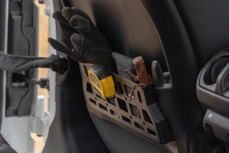 Кармашек Molle на спинку сиденья Jeep Wrangler JL/Gladiator JT 18-25 DV8 Offroad MPJL-09