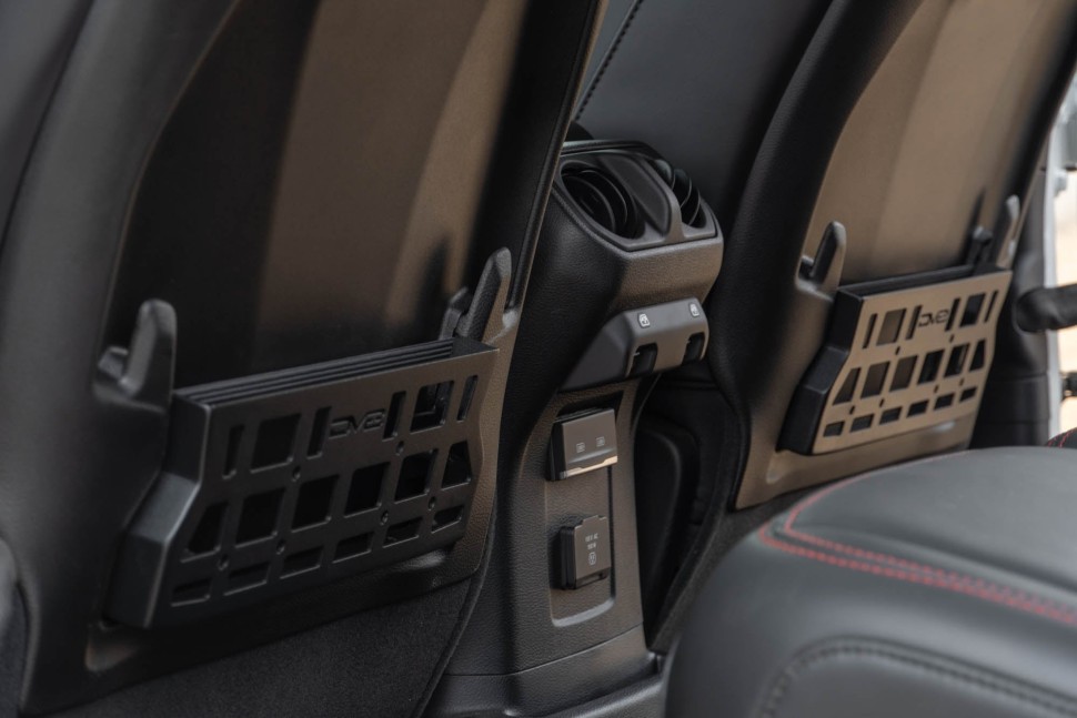 Кармашек Molle на спинку сиденья Jeep Wrangler JL/Gladiator JT 18-25 DV8 Offroad MPJL-09