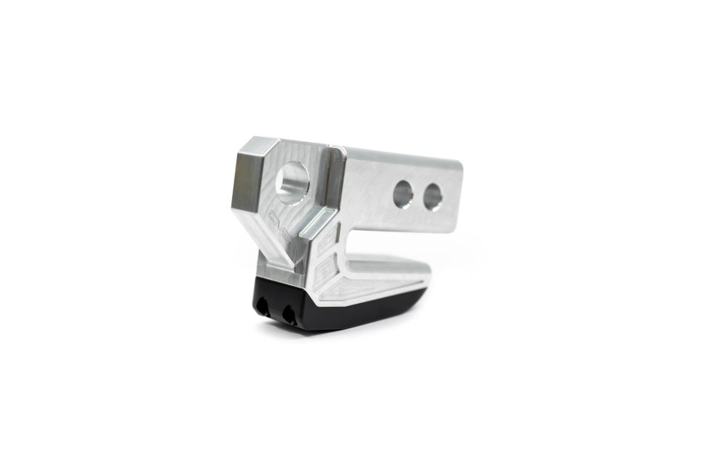 DV8 Offroad UNHS-01RW Xtract Hitch Skid Plate