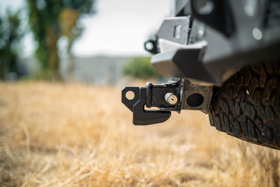 Захист фаркопа Xtract DV8 Offroad UNHS-01RW