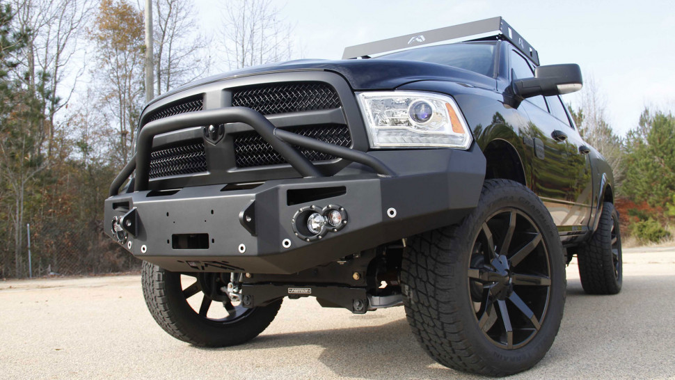Бампер передній Premium Dodge Ram 1500 13-18 Fab Fours DR13-F2951-1
