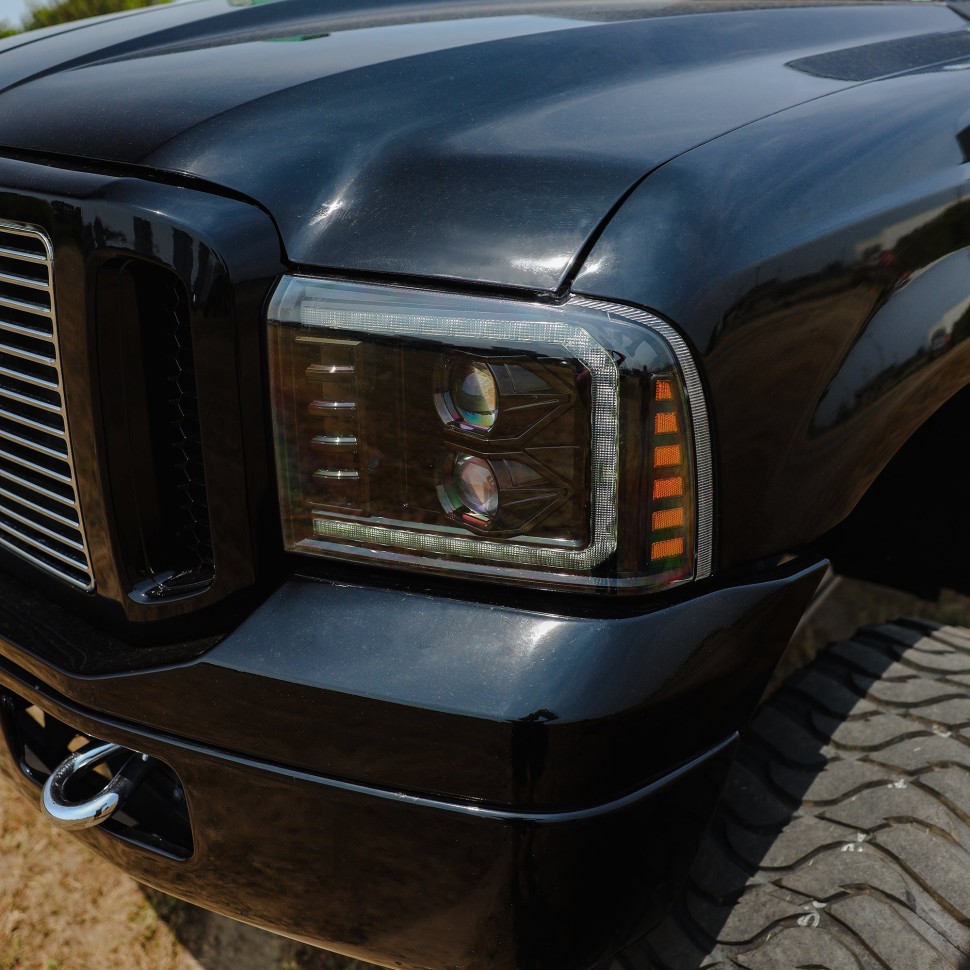 Комплект передних Led фар Ford F-250/F-350/F-450/F-550/Excursion 05-07 LUXX-Series AlphaRex 880316