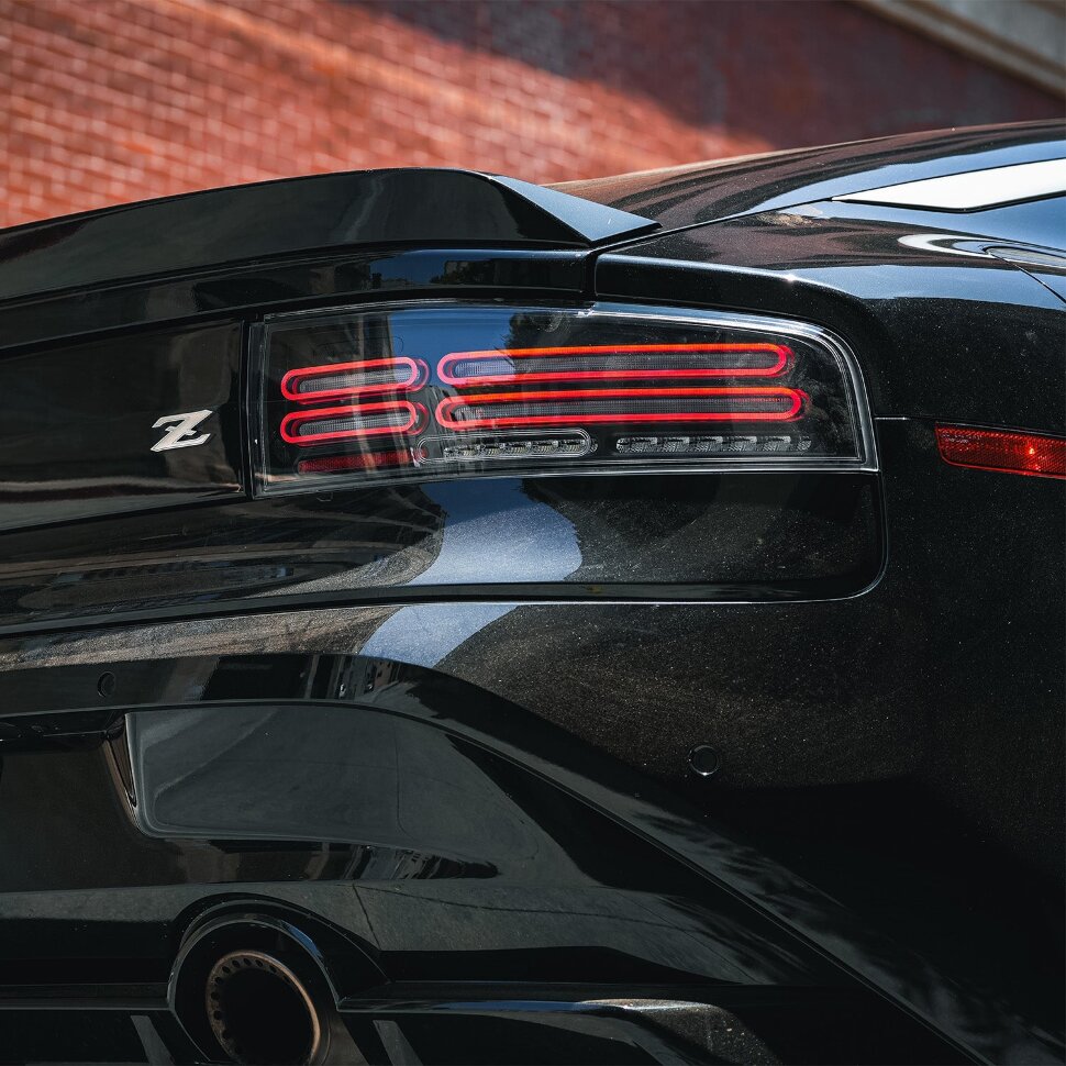 Світлодіодні задні ліхтарі Nissan Z 23-25 NOVA-Series AlphaRex 691022