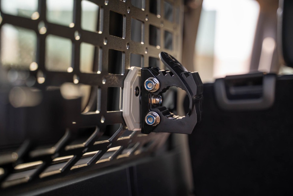 Кріплення інструментів на панелі Molle з швидкозніманням DV8 Offroad UNMM-01RD