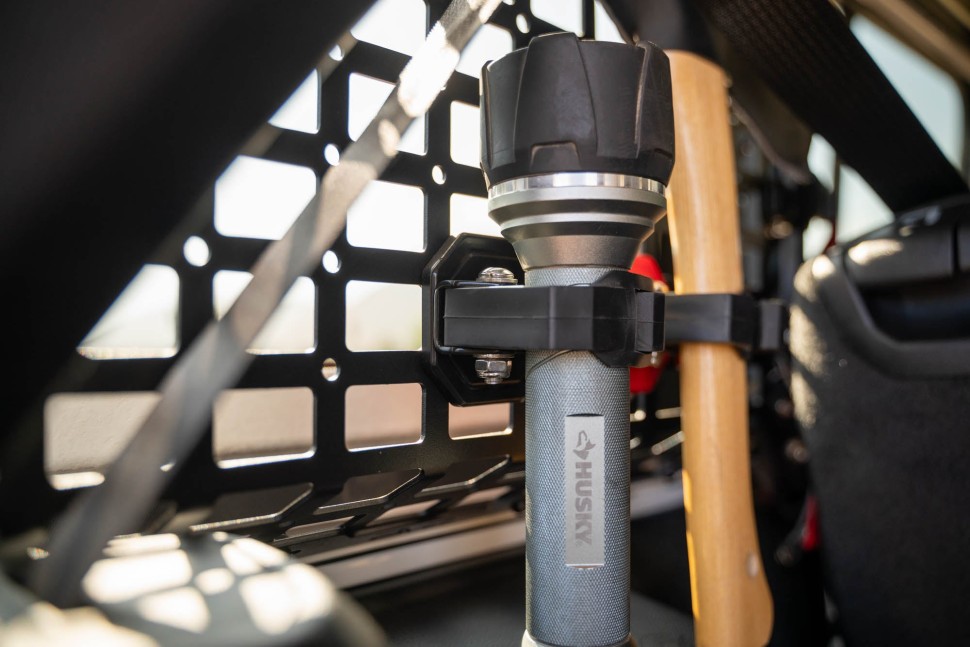 Кріплення інструментів на панелі Molle з швидкозніманням DV8 Offroad UNMM-01RD