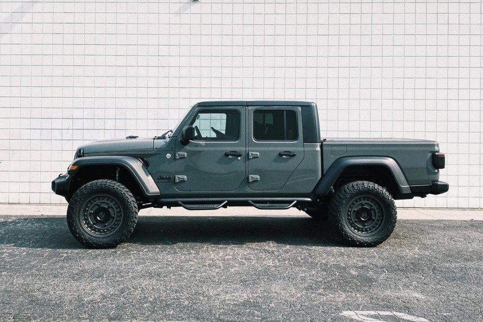 Black Rhino 1895ARY060086D10 Armory Wheel Desert Sand 18x9.5 +6