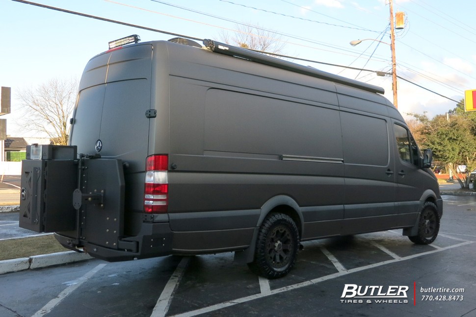 Black Rhino 1890WAR128165M22 Warlord Wheel Matte Black W/Machine Dark Tint Lip 18x9 +12