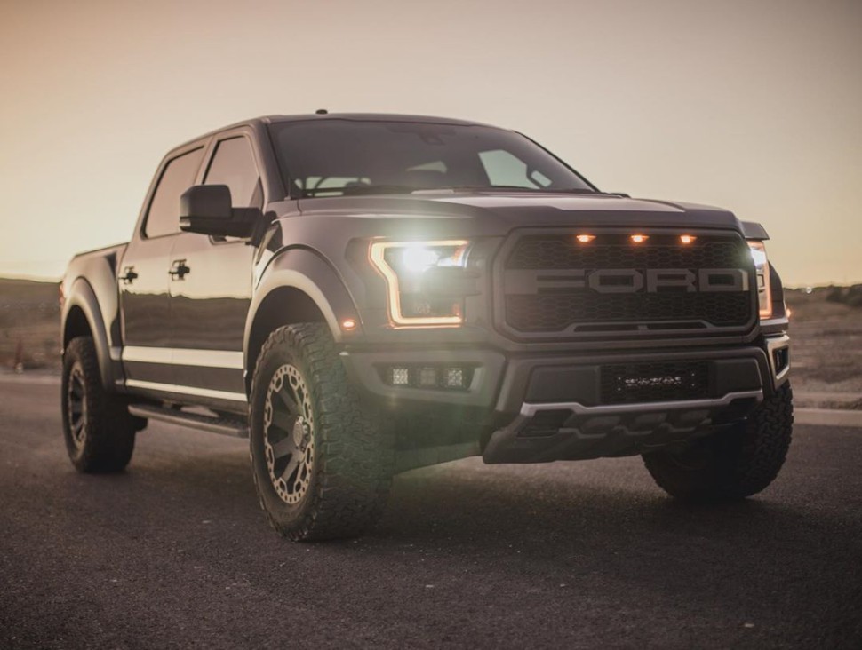 Black Rhino 1890WAR128165M22 Warlord Wheel Matte Black W/Machine Dark Tint Lip 18x9 +12