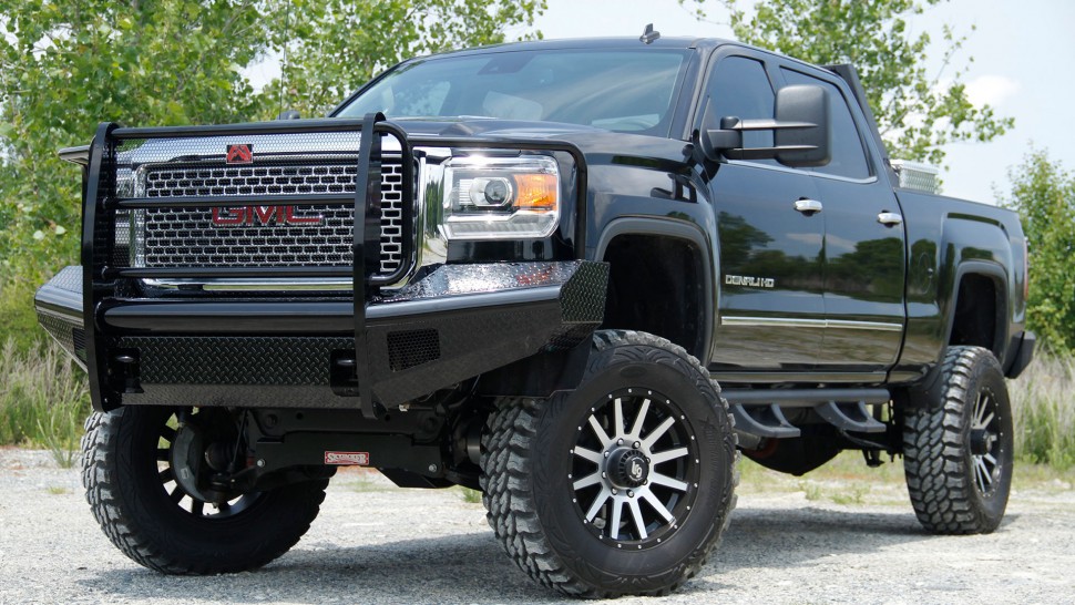 Передний бампер с центральной дугой Black Steel GMC Sierra 2500/3500 15-19 Fab Fours GM14-S3162-1