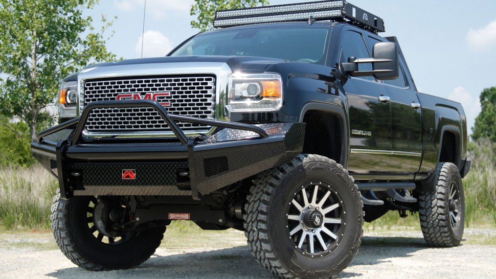 Передний бампер с центральной дугой Black Steel GMC Sierra 2500/3500 15-19 Fab Fours GM14-S3162-1