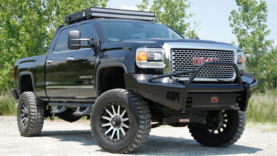 Передний бампер с центральной дугой Black Steel GMC Sierra 2500/3500 15-19 Fab Fours GM14-S3162-1