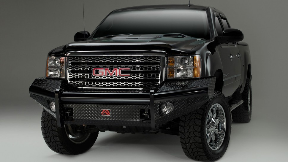 Передний бампер с центральной дугой Black Steel GMC Sierra 2500/3500 15-19 Fab Fours GM14-S3162-1
