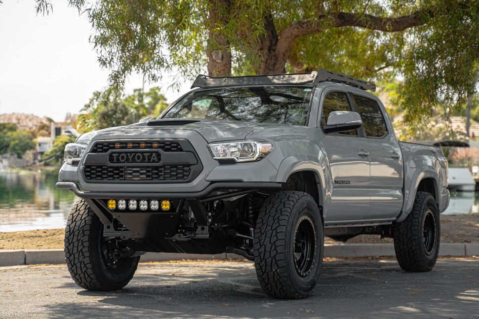 Передний бампер Toyota Tacoma 16-23 Addictive Desert Designs F688102100103
