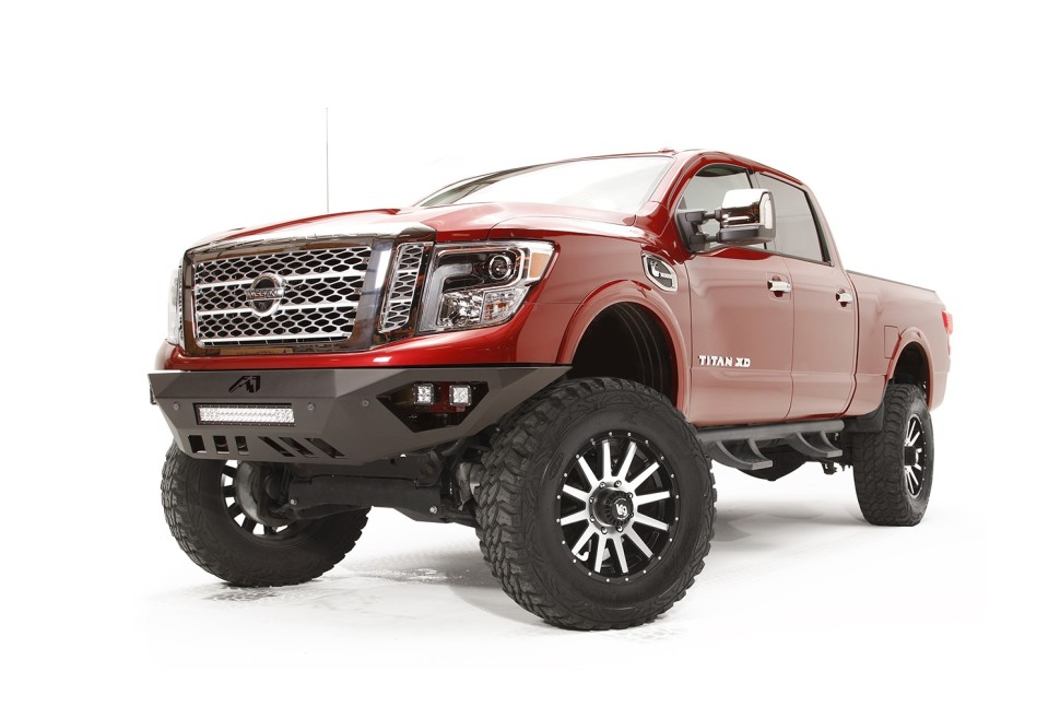 Передний бампер Nissan Titan XD/Titan 16-24 Vengeance Fab Fours NT16-D3751-1