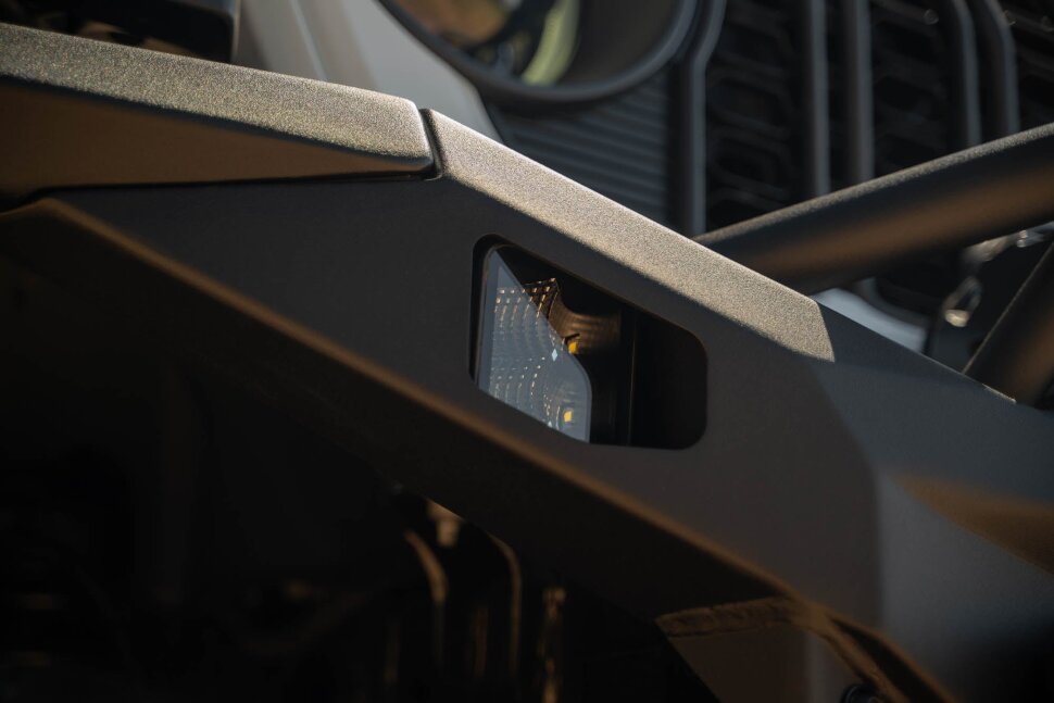 Передний бампер под лебёдку Jeep Wrangler JK/JL/Gladiator JT 07-25 MTO DV8 Offroad FBJL-12