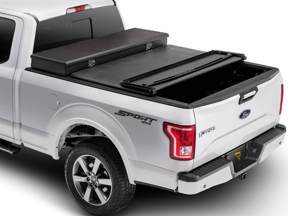 Кришка багажника складана м'яка Ford F-250/F-350/F-450 00-16 8' Trifecta Toolbox 2.0 Extang 93725