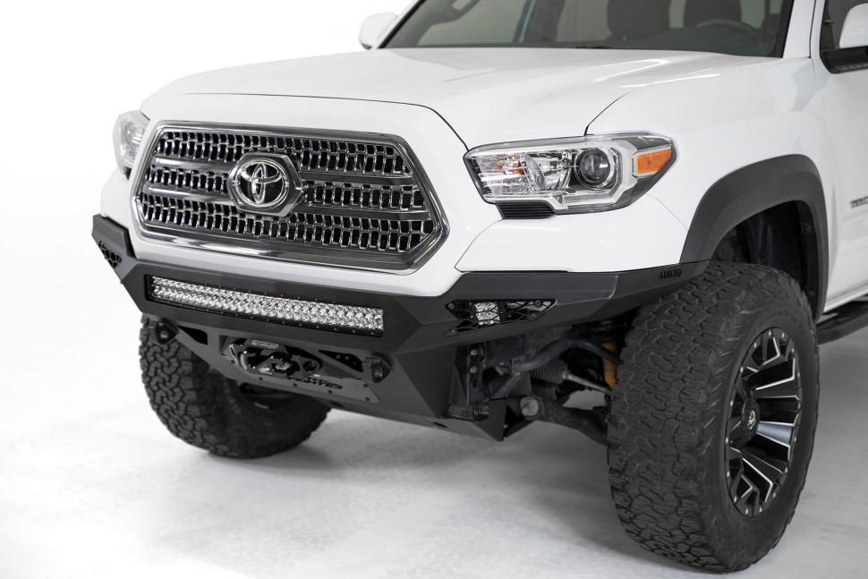 Передний бампер под лебёдку Toyota Tacoma 16-23 Addictive Desert Designs F681202200103