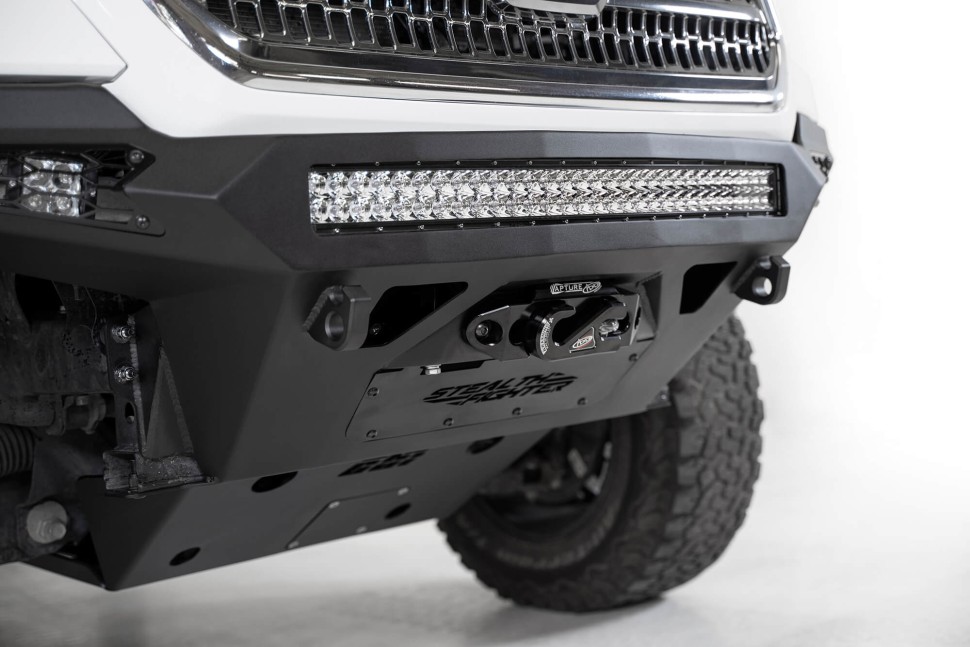 Передний бампер под лебёдку Toyota Tacoma 16-23 Addictive Desert Designs F681202200103