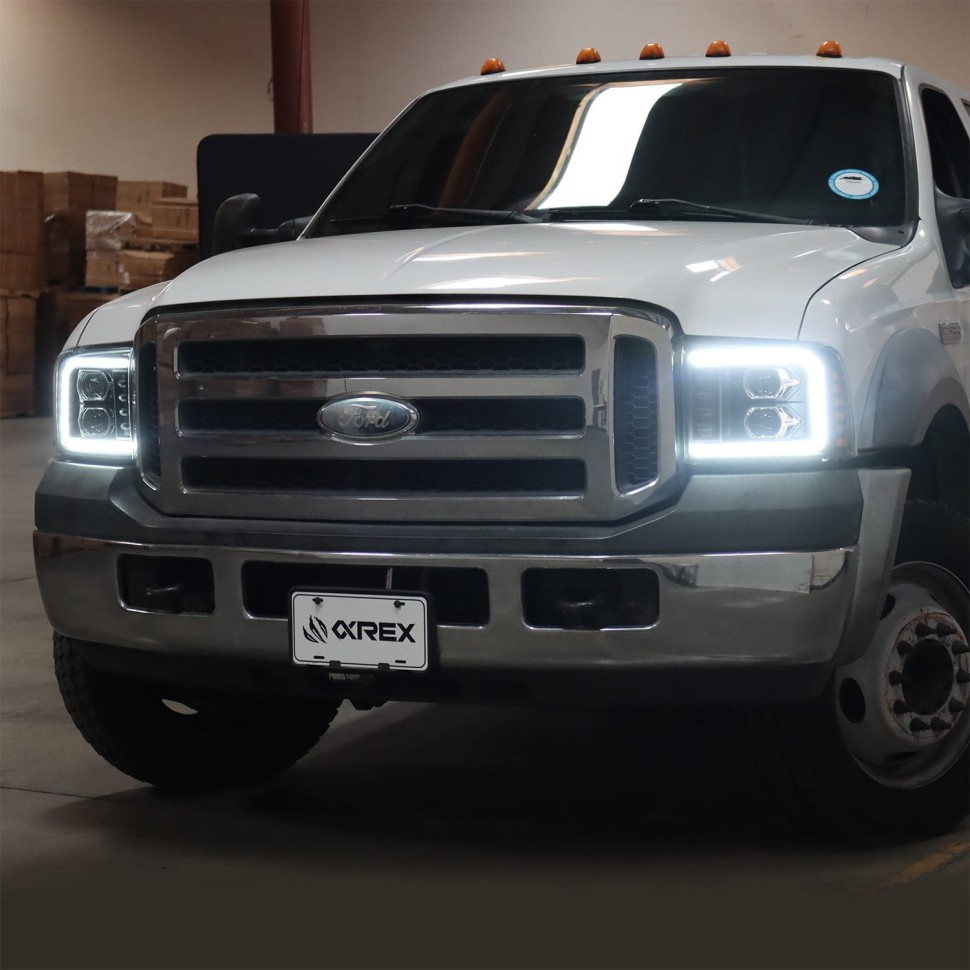 Комплект передних галогеновых фар Ford F-250/F-350/F-450/F-550/Excursion 05-07 PRO-Series AlphaRex 880315