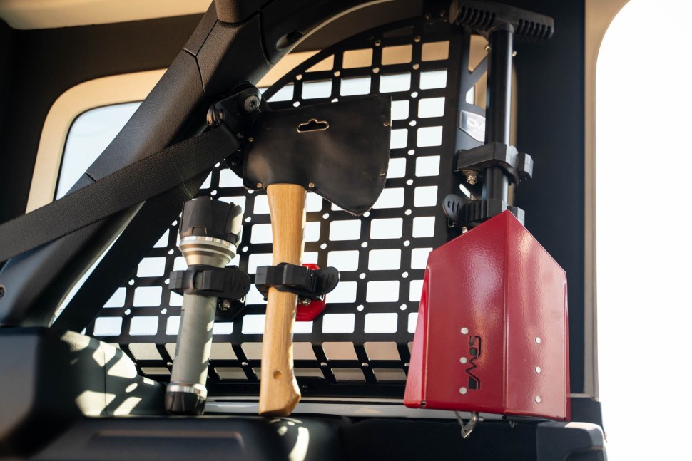 Кріплення інструментів на панелі Molle з швидкозніманням DV8 Offroad UNMM-01BL