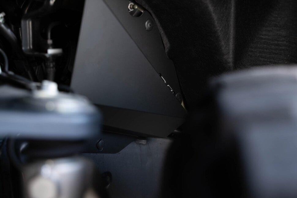 Передні підкрилки Toyota Tundra/Sequoia 22-25 перед 2шт. DV8 Offroad INFT2-01