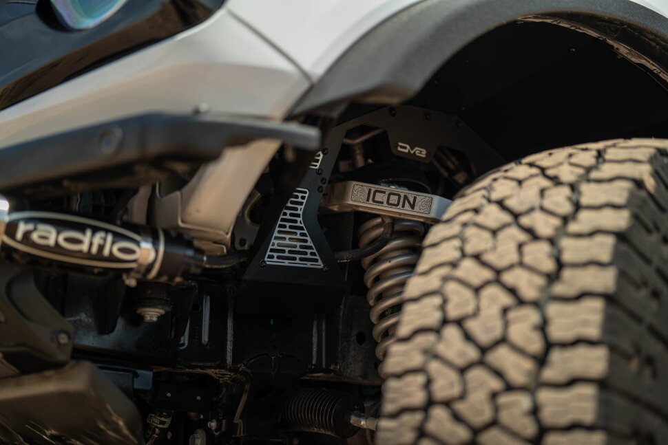 Передні підкрилки Ford Bronco 21-25 перед 2шт. DV8 Offroad INFEND-08FB