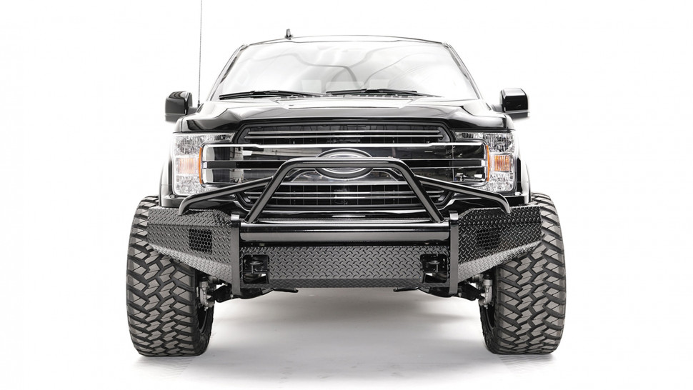 Передний бампер с центральной дугой Black Steel Ford F-150 18-20 Fab Fours FF18-K4562-1