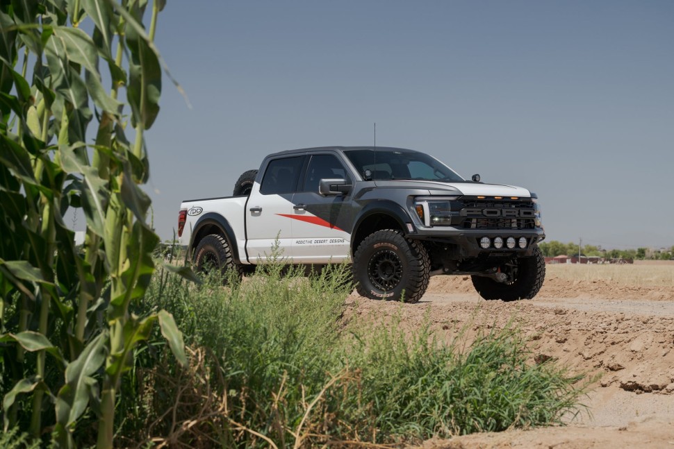 Передний бампер Ford F-150 Raptor 21-25 Addictive Desert Designs F210443130103