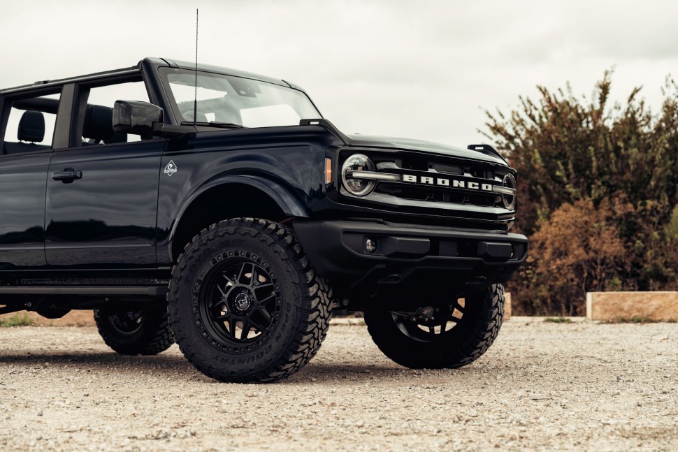 Колесный диск Black Rhino Kelso Matte Black W/Blk Bolts 18x9 ET-18 1890KLS-85127M71