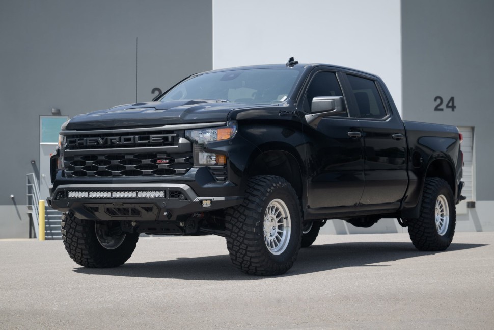 Передний бампер под лебёдку Chevrolet Silverado 1500 22-25 Addictive Desert Designs F140152980103