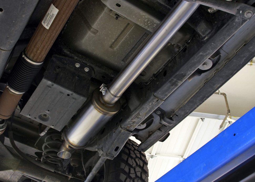 Выхлопная система Jeep Wrangler JK 07-18 Flowmaster 717968