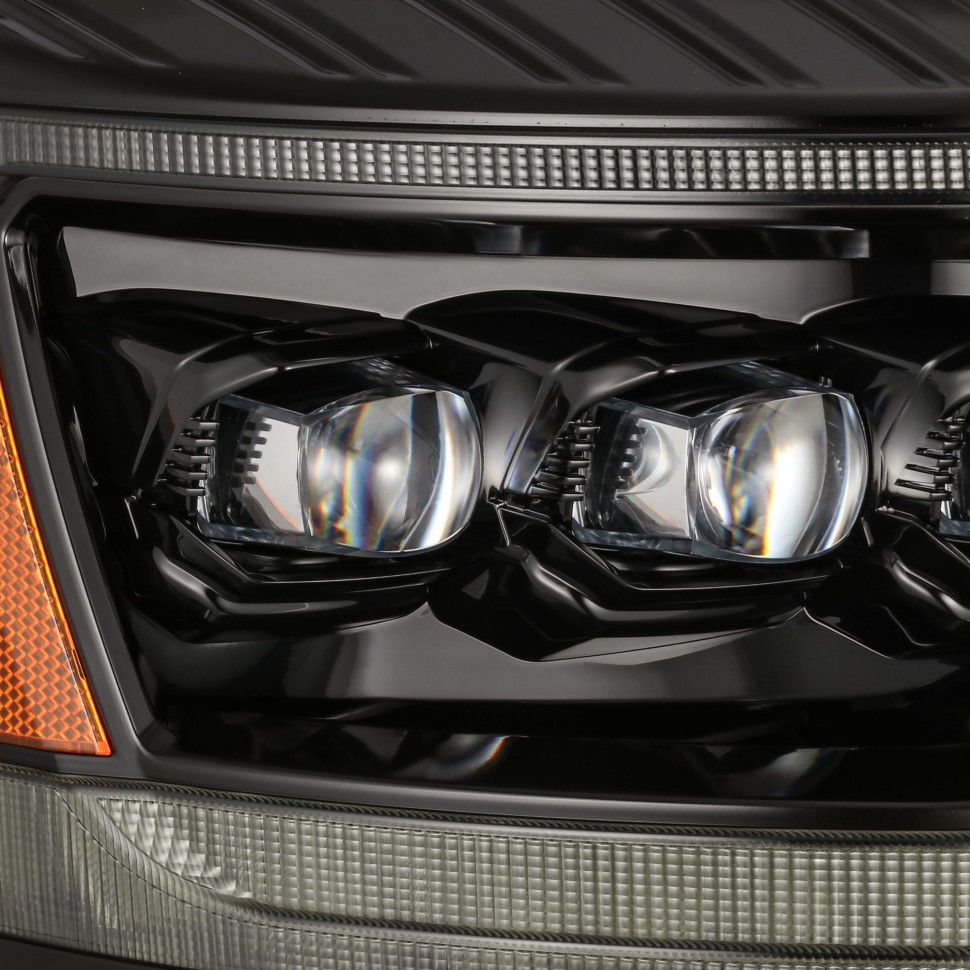 Комплект передних Led фар Dodge Ram 1500/2500/3500 06-09 NOVA-Series AlphaRex 880538